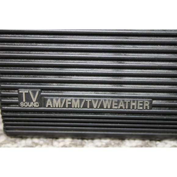 Sony AM/FM/TV/Weather 4Band Radio - Model ICF-34 - Works! - Picture 8 of 9